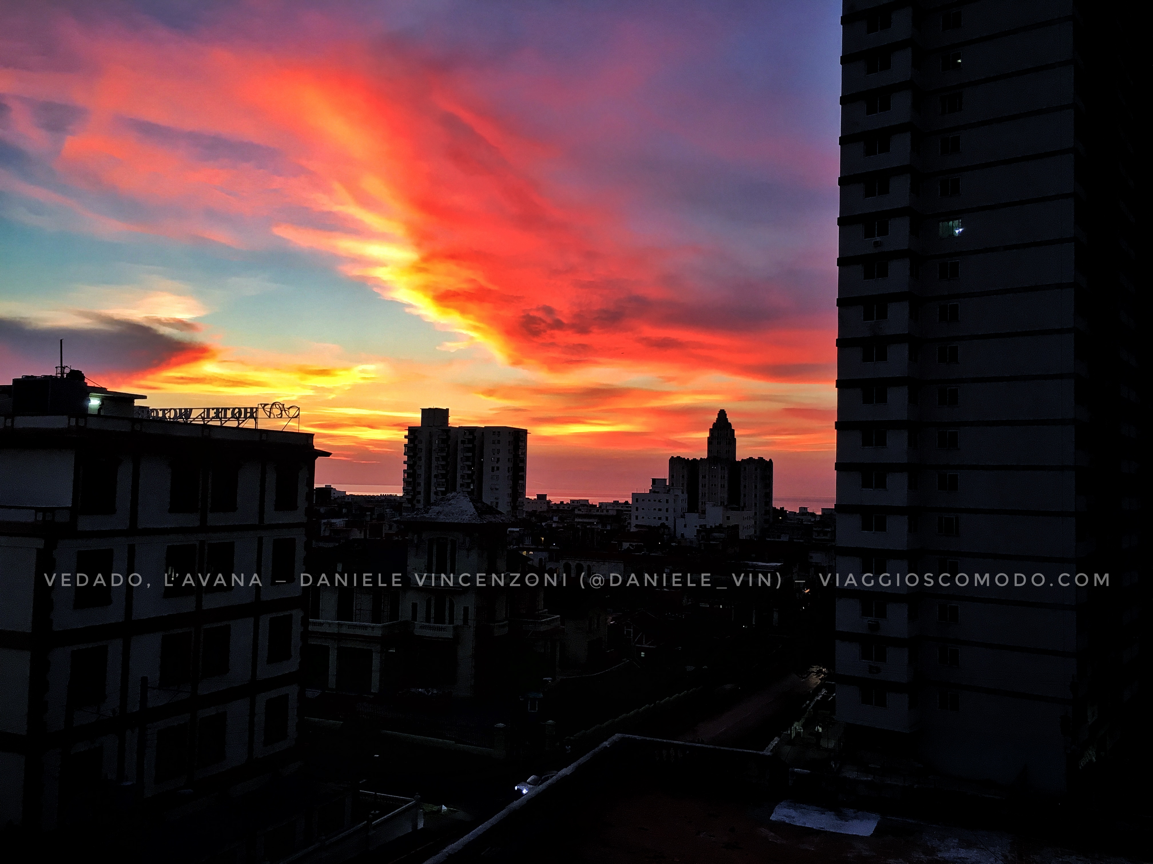 Café Laurent - Tramonto al Vedado - L'Avana - Cuba